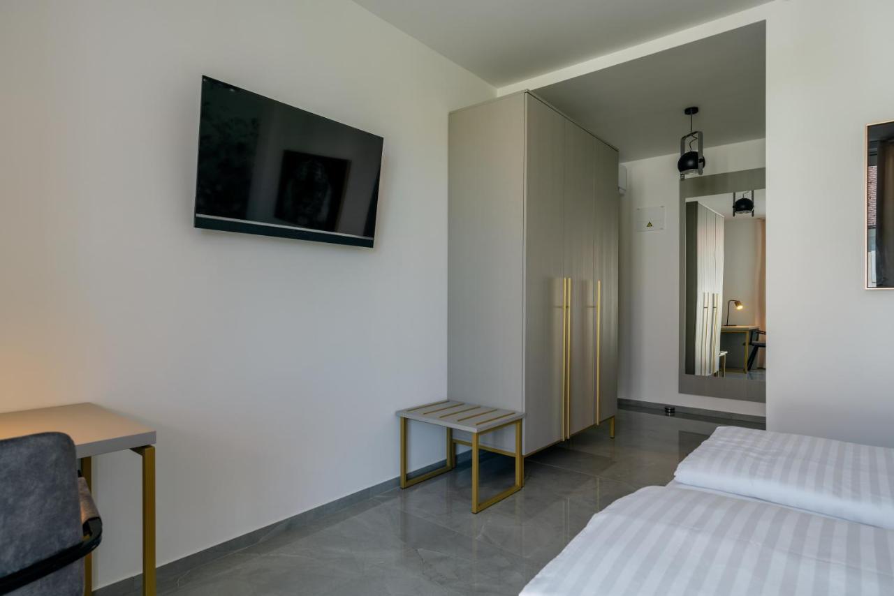 Dvorec Gregorcic Smarjeske Toplice Exterior foto